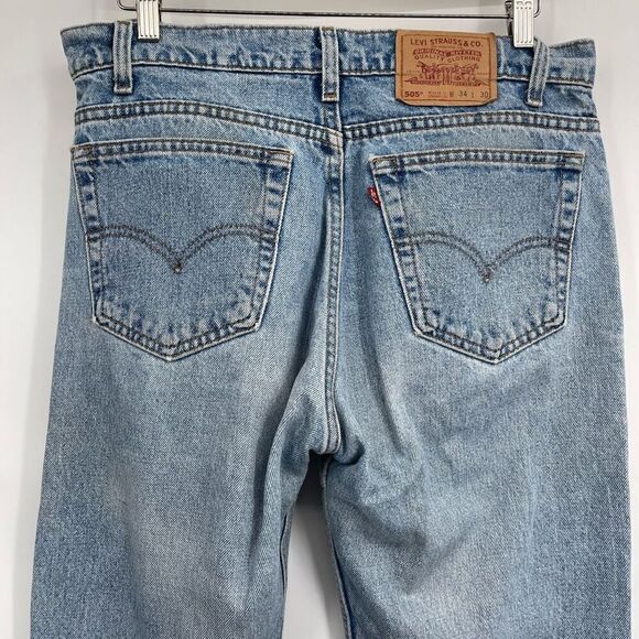 Levi’s Blue Light Wash Red Tab 505 Regular Fit Straight Leg Jeans Size 34x30 Mad - Picture 8 of 9